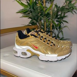 Nike Air Max Plus TN SE BG